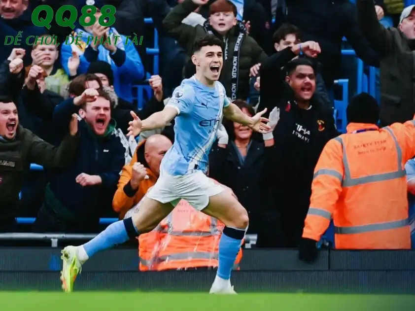 Foden vừa lập cú đúp trong chiến thắng nhọc nhằn của Man City trước Leeds ở vòng đấu vừa qua (Ảnh: CLB) Foden vừa lập cú đúp trong chiến thắng nhọc nhằn của Man City trước Leeds ở vòng đấu vừa qua (Ảnh: CLB)
