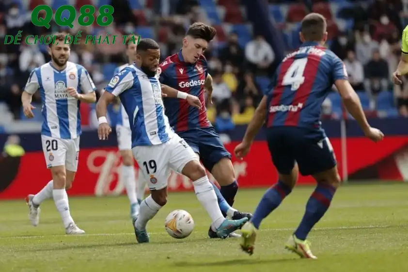 Levante đang bị đánh giá thấp hơn trước Espanyol. (Ảnh: Internet) Levante đang bị đánh giá thấp hơn trước Espanyol. (Ảnh: Internet)